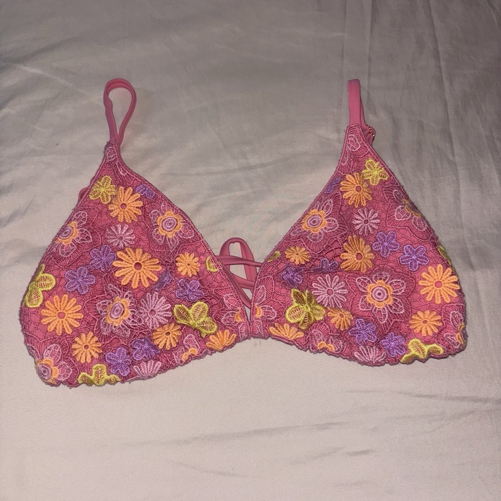 No Boundaries Pink Floral Embroidered Lace Triangle Bikini Swim Top M 7-9
